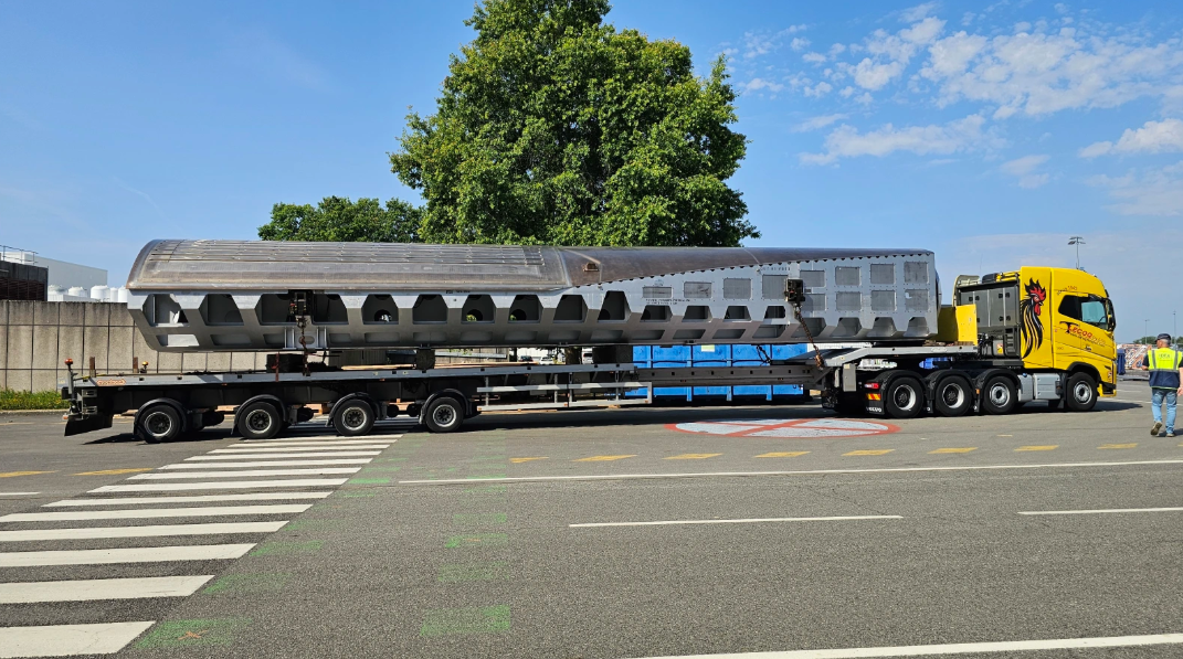 Transport exceptionnel réalisé par les équipes transport d'IDEA
